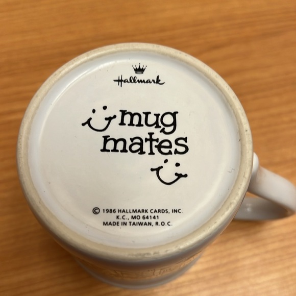 Vintage 80s Hallmark relax there's a woman on the job mug - Picture 8 of 8